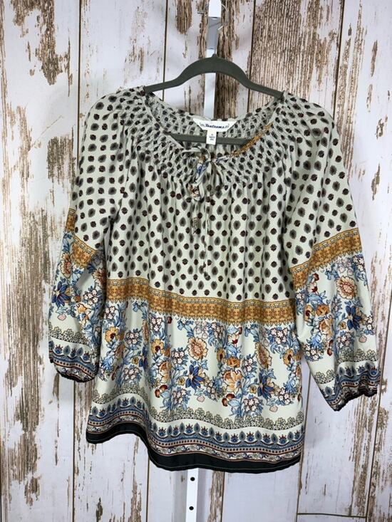 Tantrums Tops - Tantrums, Cream Floral Border Peasant Top w/Blue and Gold Accents. Size Medium.